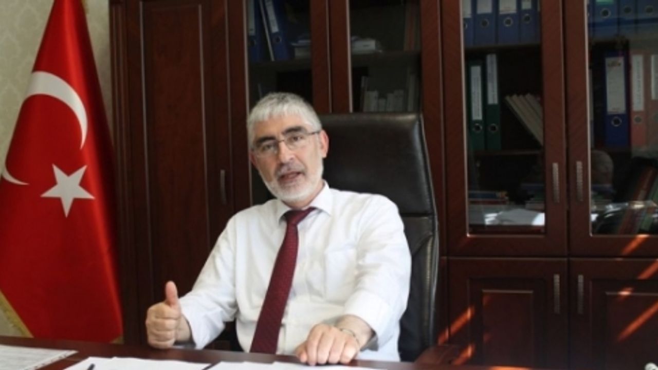  Faruk YİĞİT: Eğitim dilinin İngilizce olması iyi üniversite olmak için yeter şart değildir.