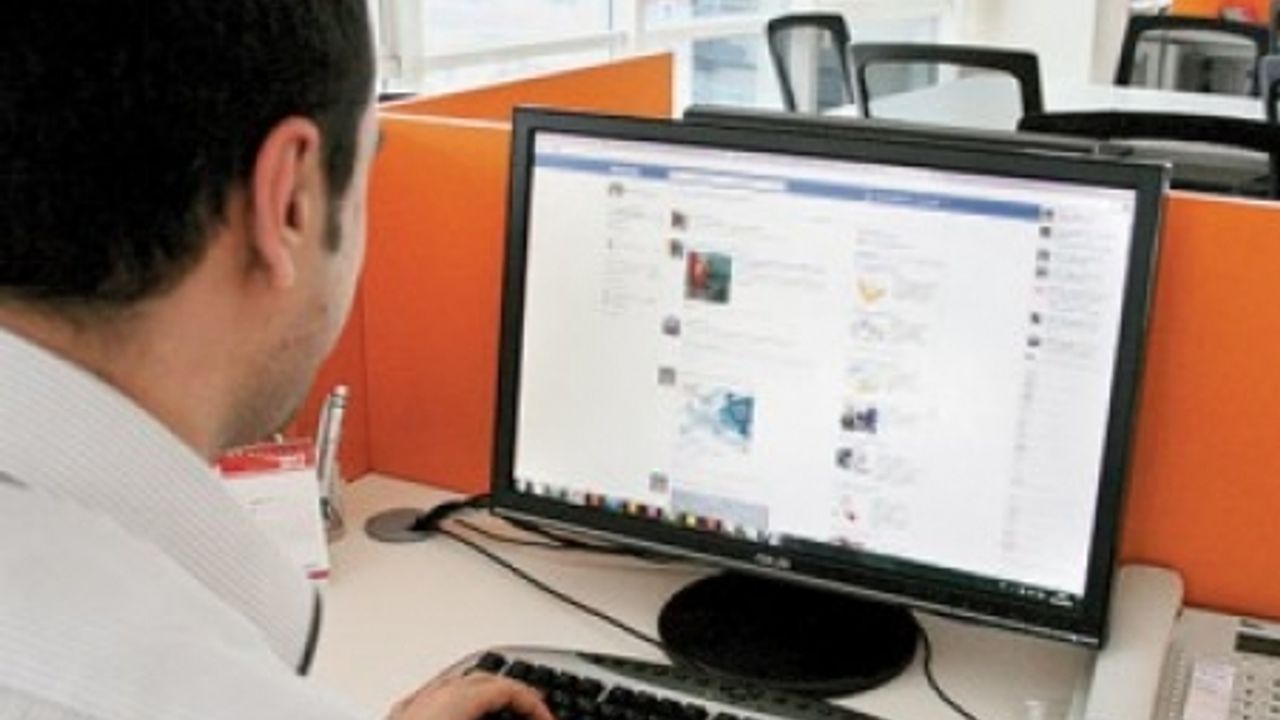 Olması gerekenler parça parça veriliyor "İnternete vergi sürprizi"