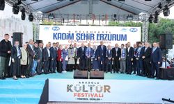 Sultangazi’de Sahne Senin