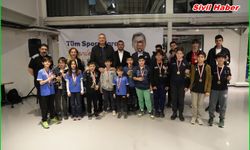 Kartal’da 23 Nisan Coşkusu Satranç Turnuvası ile Başladı