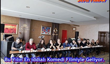 Ünlü Yönetmen Bu Yılın En iddialı Komedi Filmiyle Geliyor.