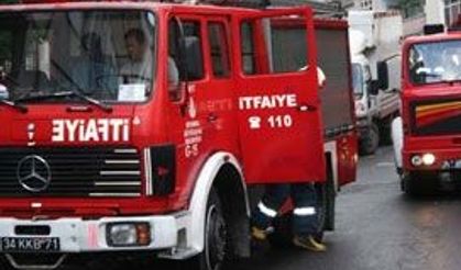 Gebze'de fabrikada yangın çıktı