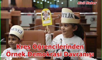 Kreş Öğrencilerinden Örnek Demokrasi Davranışı