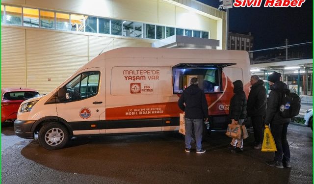 Maltepe Belediyesi’nden vatandaşlara sıcak çorba ikramı