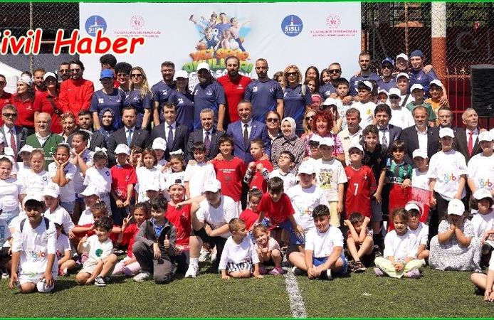 ŞİŞLİ'DE YAZ SPOR OKULLARI COŞKULU ŞÖLENLE BAŞLADI