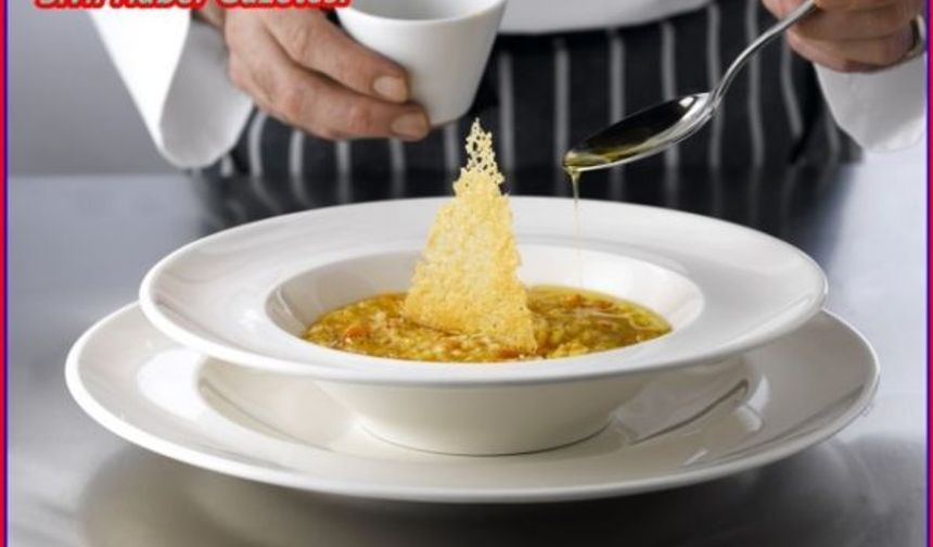 PORLAND, İLK ZÜCCACİYE MAĞAZASINI AÇTIĞI; ÜÇ DİLLİ