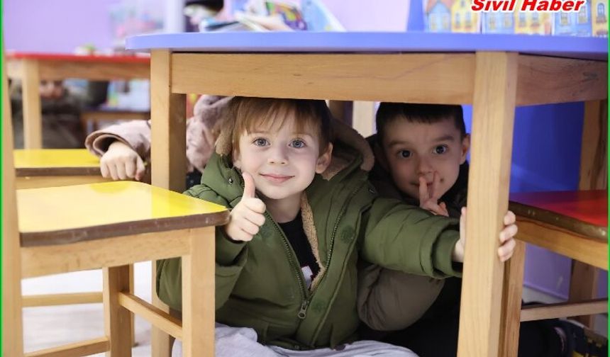 Bayrampaşa’da miniklerle deprem tatbikatı