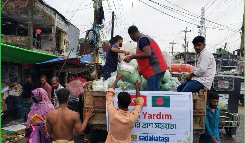 Türkiye’den Bangladeş’e sel yardımı