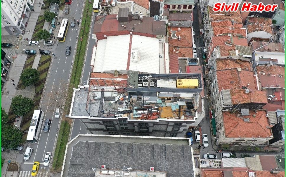 Daha önce mühürlenen kaçak yapı, Şişli Belediyesi ekiplerince yıkıldı.