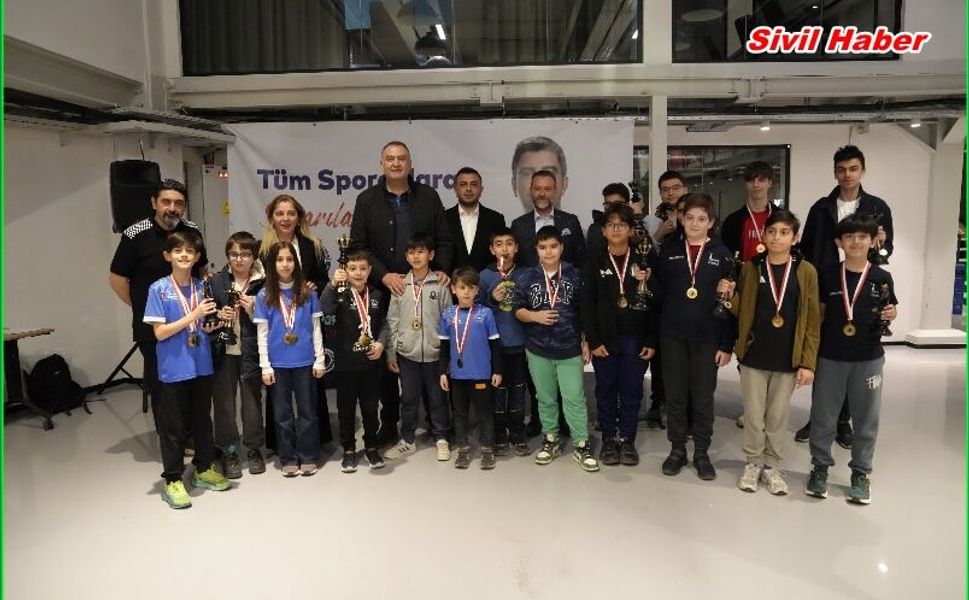 Kartal’da 23 Nisan Coşkusu Satranç Turnuvası ile Başladı