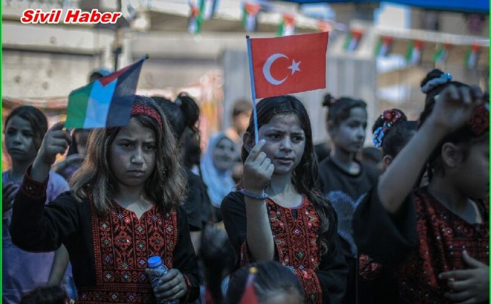 İHH Gazze’de sahra okulu açtı