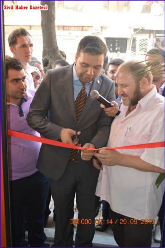 İlçe Başkanılığı gece gündüz demeden çalışmalarına