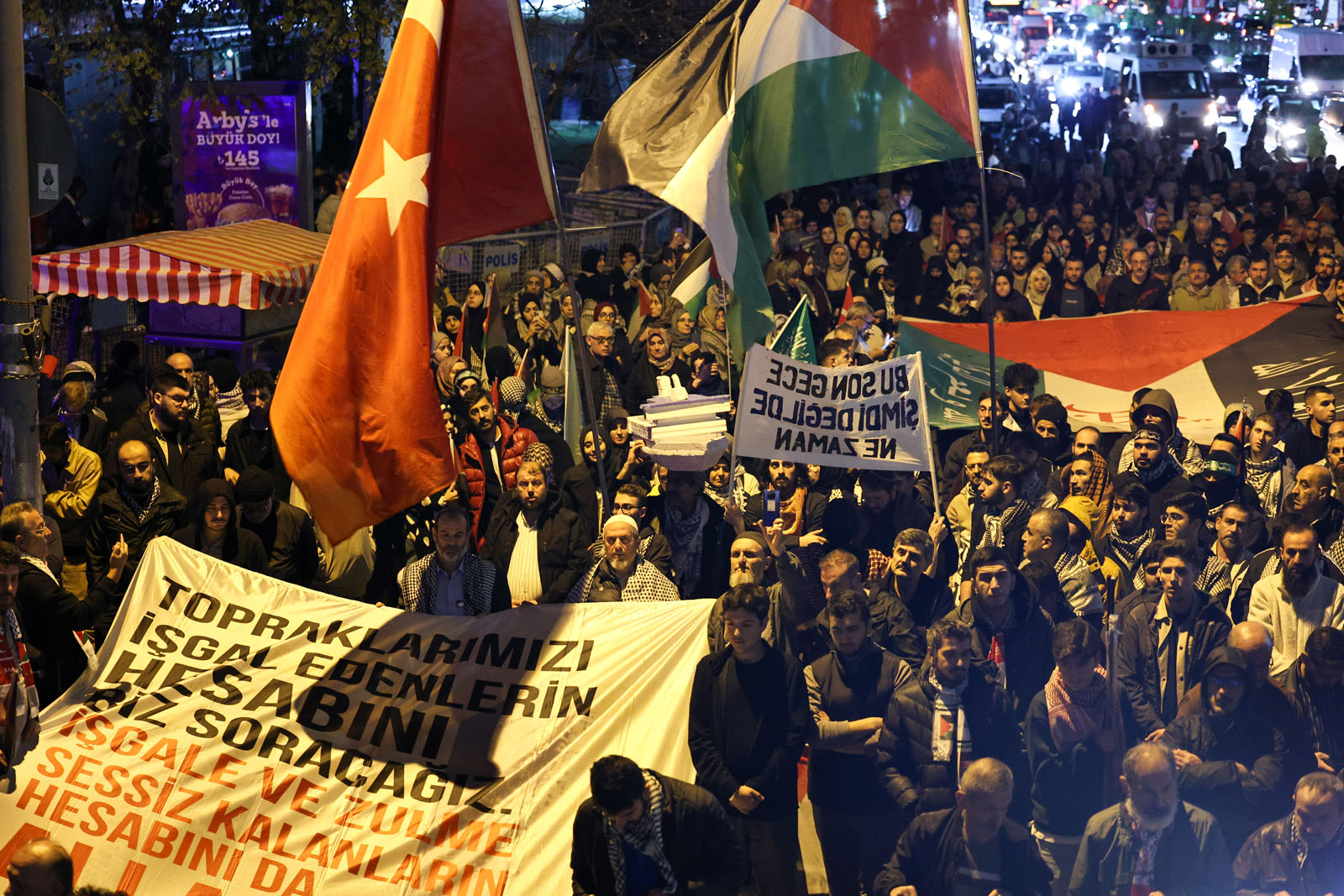 İsrail Başkonsolosluğu önünde Özgürlük Filosu ve Gazze eylemi