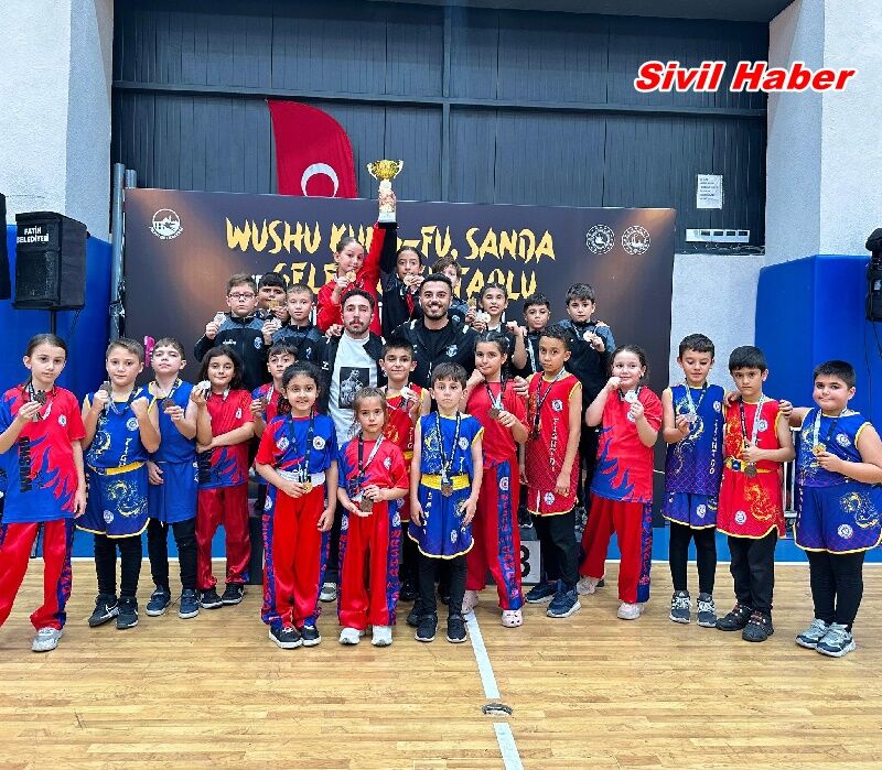 Minikler 3 Yıl Üst Üste İstanbul Şampiyonu!